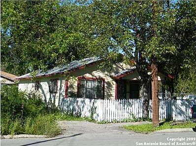 1st image of 3103 W Travis St