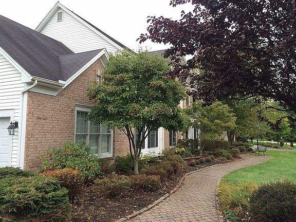 Walkway to front door