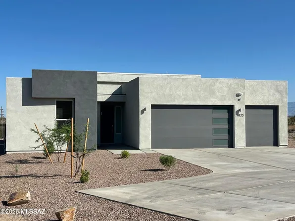 9820 S Rolling Water Dr, Vail, AZ 85641