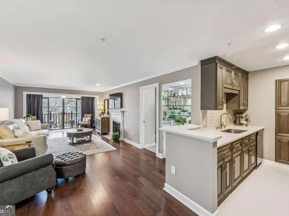 28206 Plantation Dr NE #206, Atlanta, GA 30324