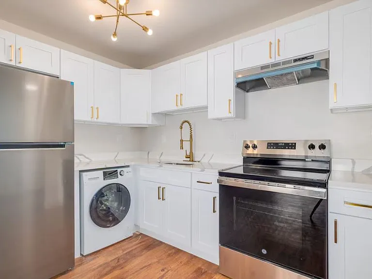 2120 Reamer Dr #A3 — Photo 3
