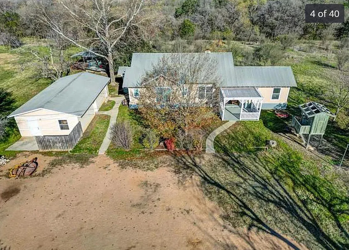 4 bed, 3000 sqft, $2,950 — Photo 3
