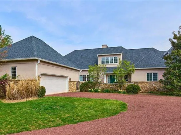 12 Windermere Way, Princeton, NJ 08540