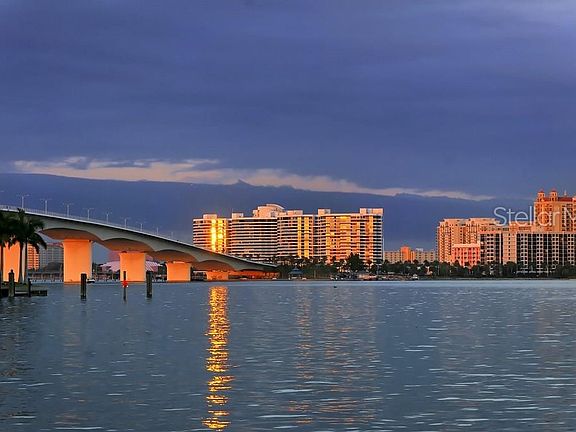 5th image of 1889 N Tamiami Trl #411