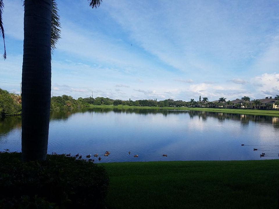 Beautiful lake views from lanai