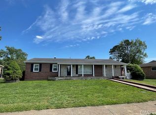 7 Hillcrest Dr, Fredericktown, MO 63645