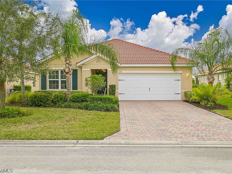 1st image of 15235 Yellow Wood Dr