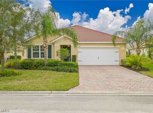 15235 Yellow Wood Dr, Alva, FL 33920