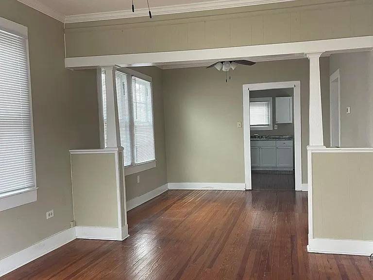 619 Narrow St — Photo 2