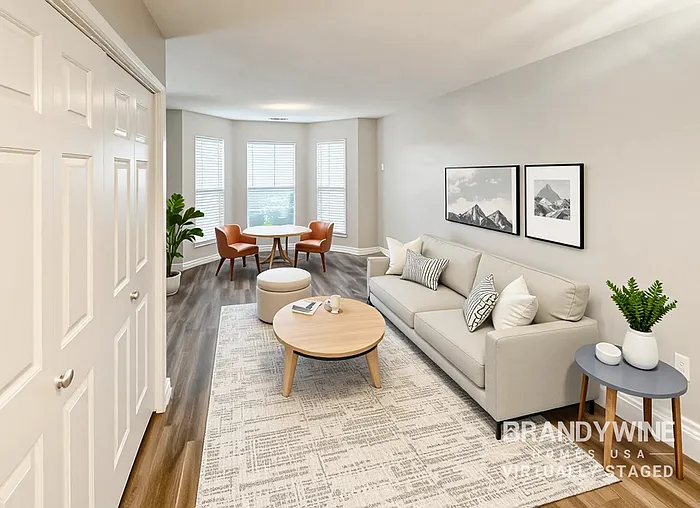 3 bed, 2.5 bath, 1316 sqft, $1,695 — Photo 3