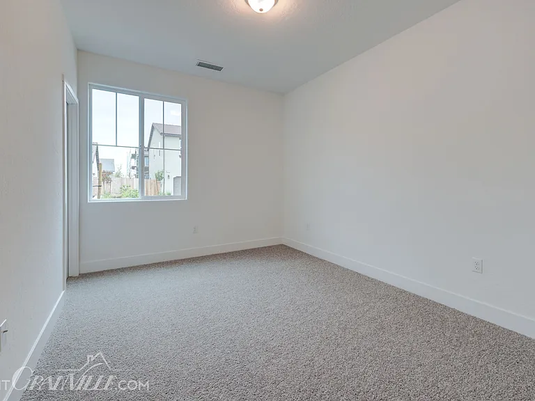 2834 Cortez Dr — Photo 7