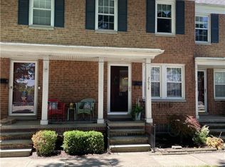 2674 Wooster Rd, Rocky River, OH 44116