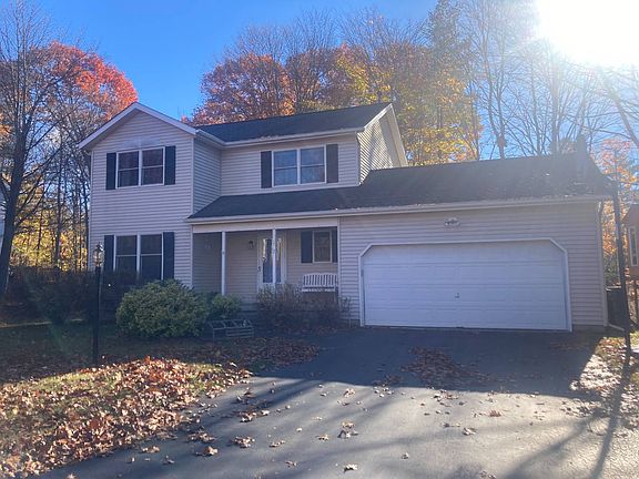 4th image of 107 Kayaderosseras Dr