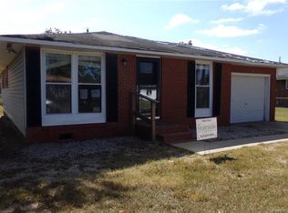 2712 Edwards Ave, Spring Lake, NC 28390