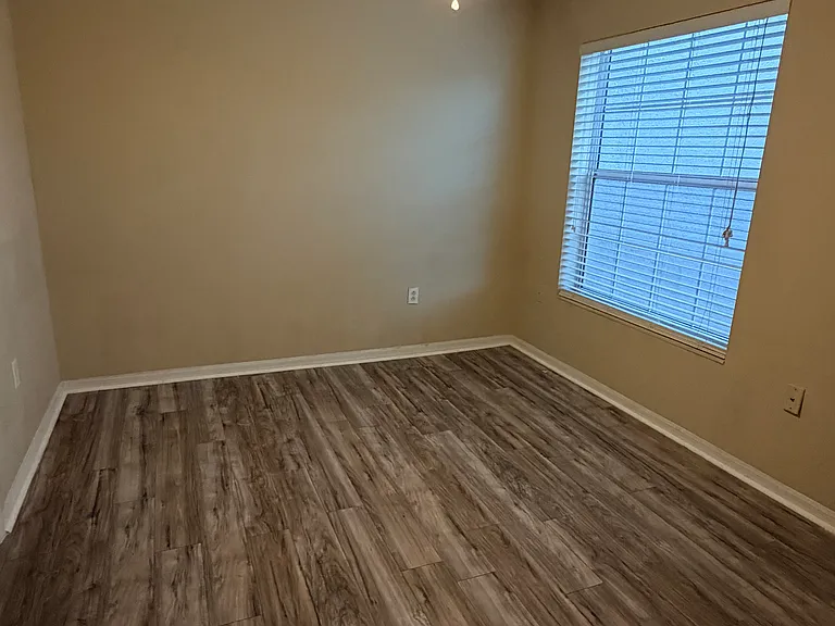 1551 Blue Magnolia Rd — Photo 12