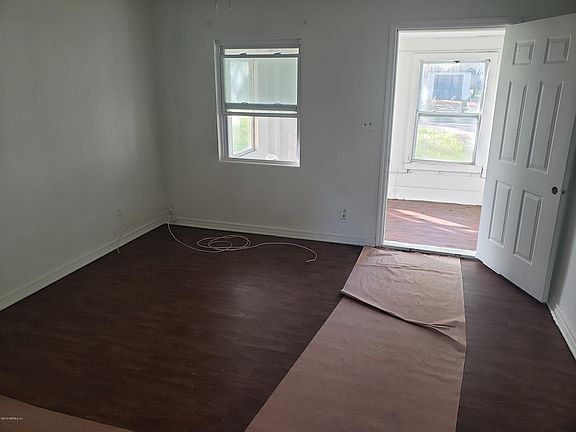 3rd image of 5157 Cain Ln