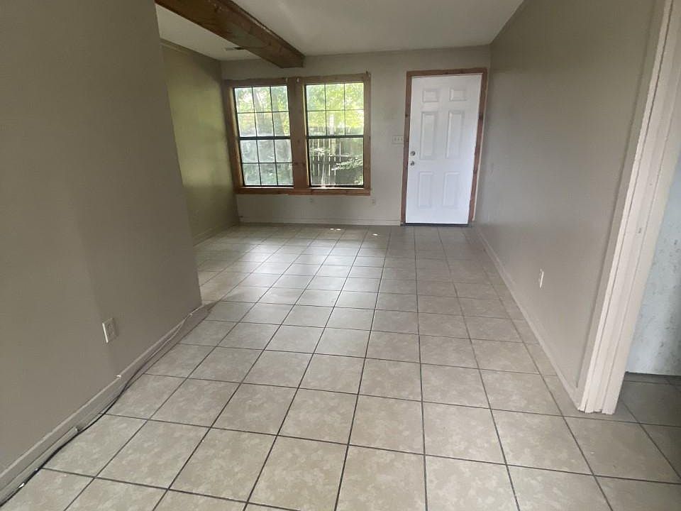 1st image of 1636 Schaffer St #B