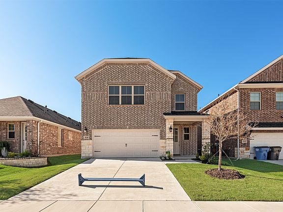 4th image of 1120 Redcoat Dr