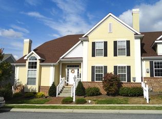 55 Breeze Way, Lancaster, PA 17602