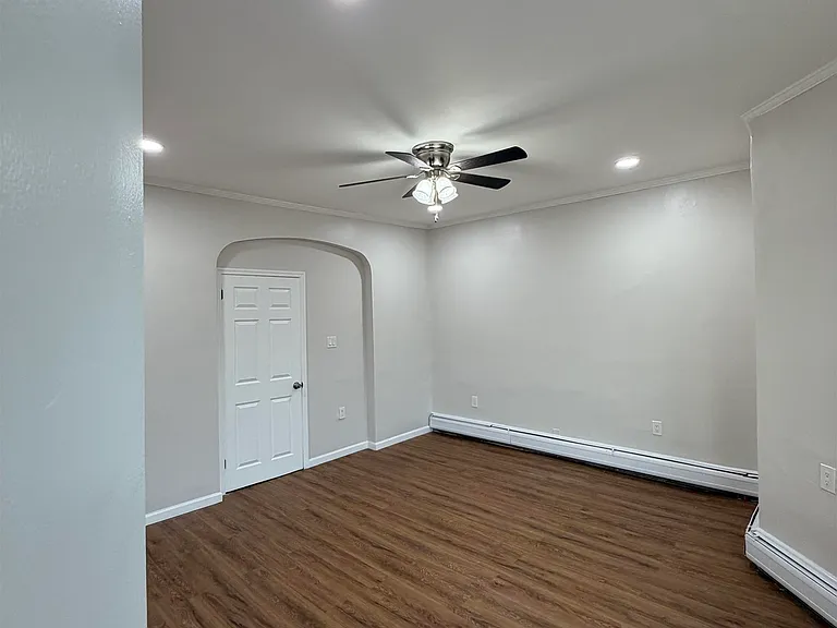 25 W 17th St — Photo 16