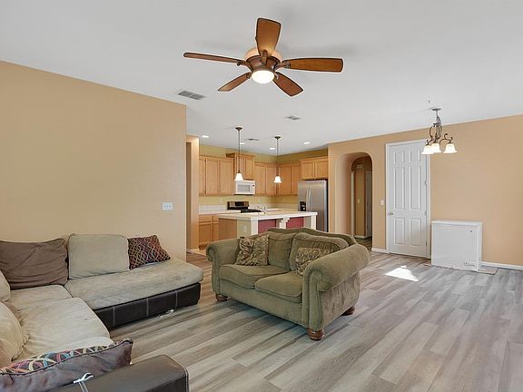 3rd image of 2126 Summerfield Ln