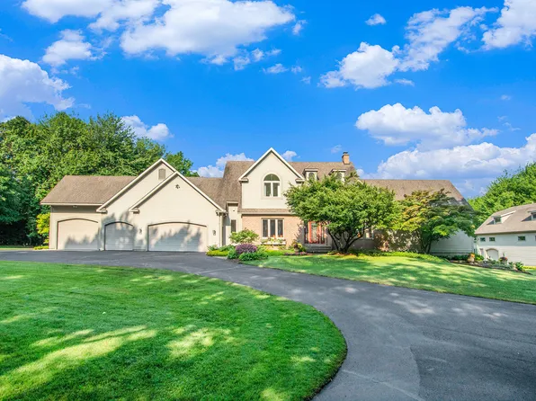 4744 Pine Hollow Rd, Holland, MI 49423