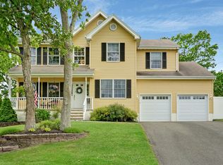 116 Bark Rd, Manahawkin, NJ 08050