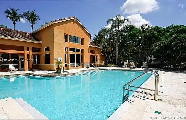 1705 Palm Cove Blvd #1-105 — Photo 20