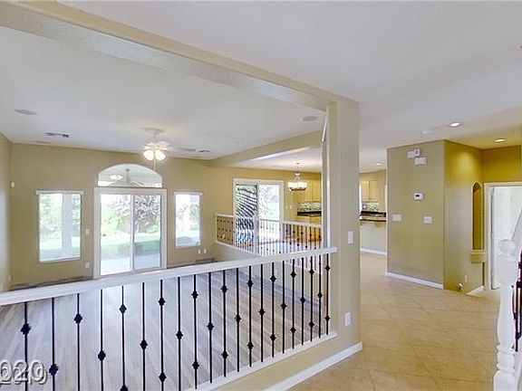 3rd image of 10906 Fishers Island St