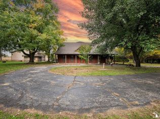 17562 Ida West Rd, Petersburg, MI 49270