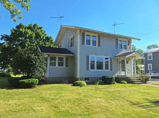 218 Dearborn St, Berne, IN 46711