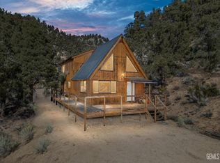 98832 Sierra Meadows Rd, Inyokern, CA 93527