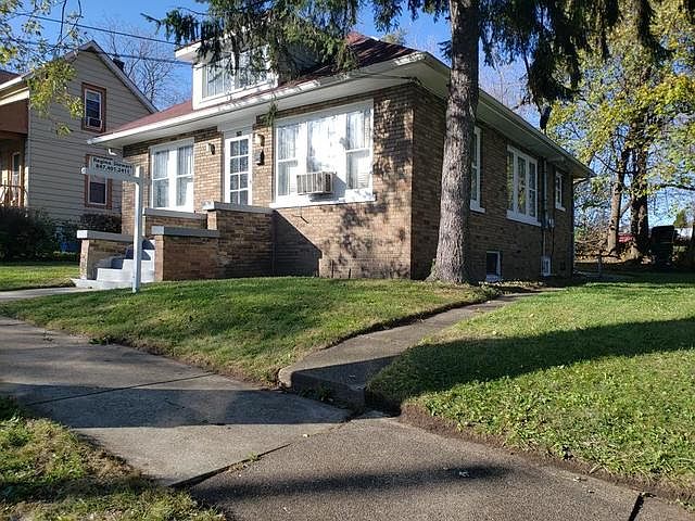 1st image of 220 McKinley Ave