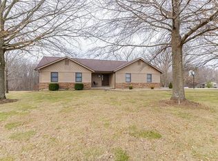 18 Bambi Dr, Wentzville, MO