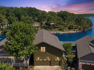 2373 Melody Point Cir, Grove, OK 74344