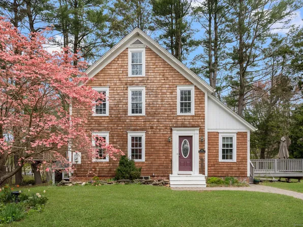42 Elmwood Lane, Killingly, CT 06239