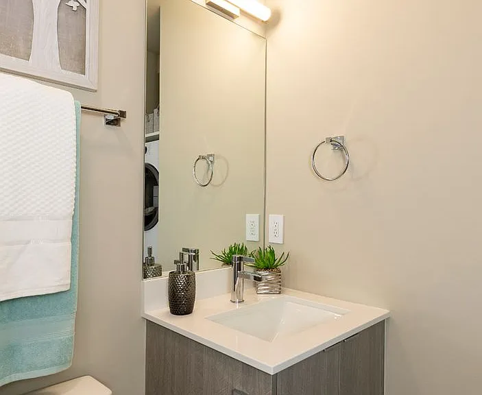 The Merz Luxury Apartments — Photo 23