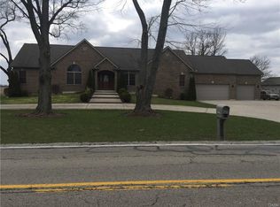 5200 Peters Rd, Tipp City, OH