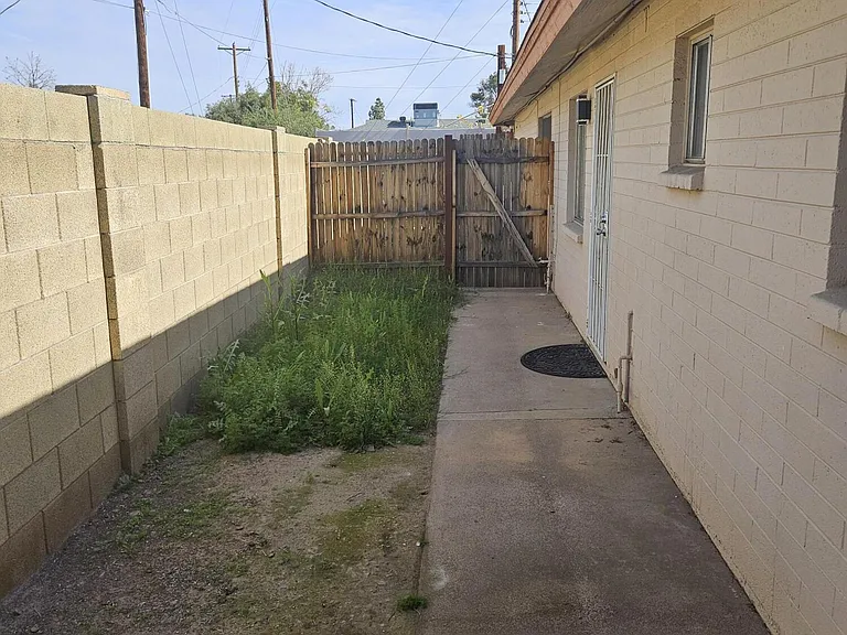 6043 N 23rd Ave #5A — Photo 19