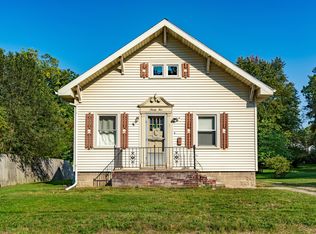 95 Rippon Ave, Hillsdale, MI 49242