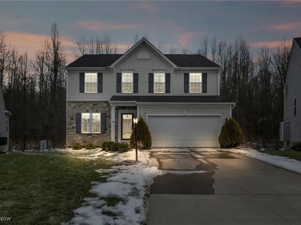 9012 Fallen Timber Trl, North Ridgeville, OH 44039