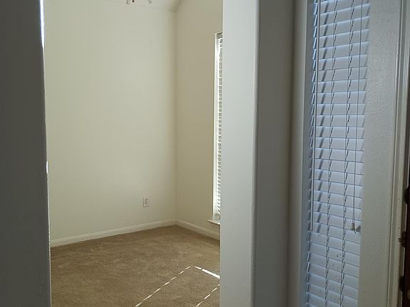 4th image of 1251 Bluestone Dr