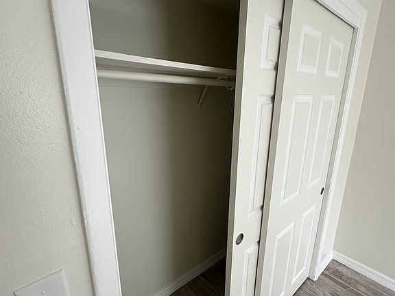 4th image of 24 S Fredrica Ave APT 1