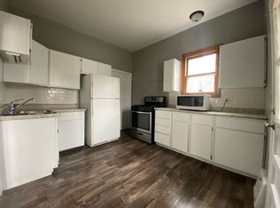 545 Grotto St N, Saint Paul, MN 55104