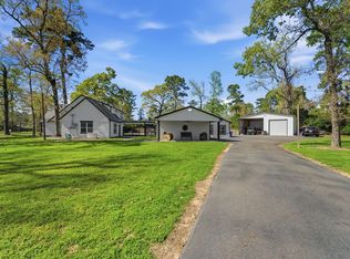 8526 Oakwood Dr, Magnolia, TX 77354
