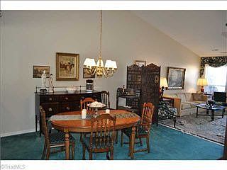 4th image of 27 Mansfield Cir