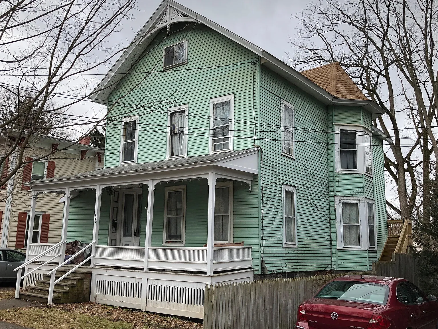 2 bed, 1000 sqft, $1,600 — Photo 1