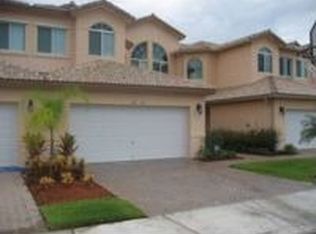 5007 Madison Lakes Cir W, Davie, FL 33328