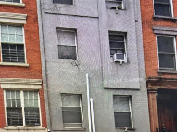 252 East 33rd Street image 1 of 21