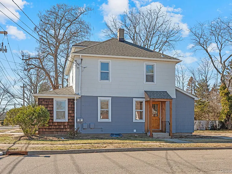 500 5th Ave #UPPER 2ND FLOOR — Photo 1
